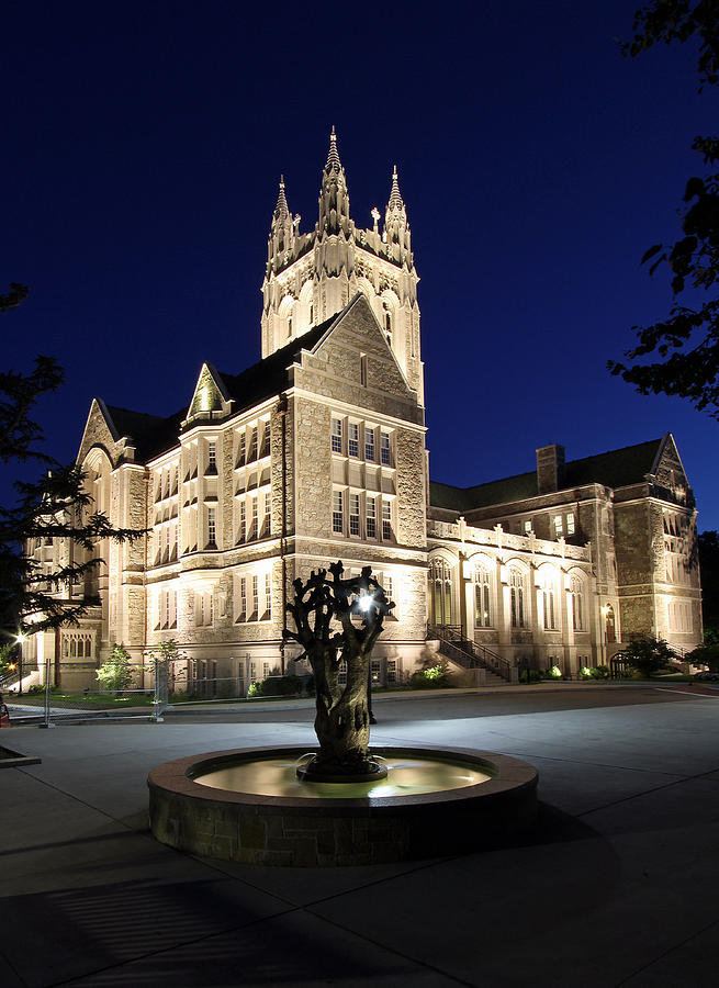 波士頓學院(Boston college)