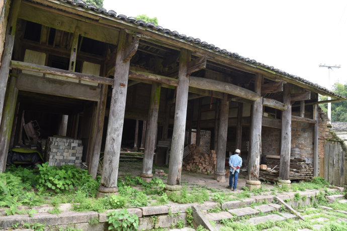 古竹村(江西南撫州市豐縣白舍鎮下轄村)