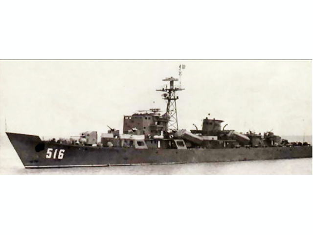 053H型護衛艦首艦516號九江艦