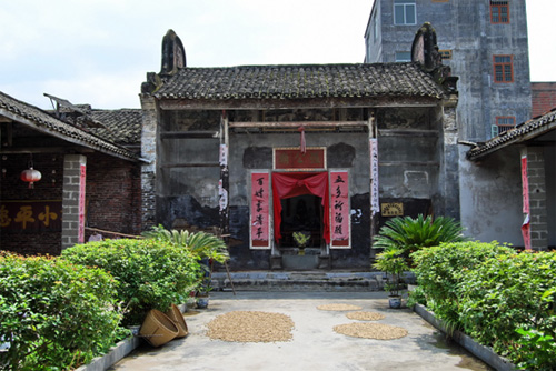 大湖坪整編舊址國寶公祠