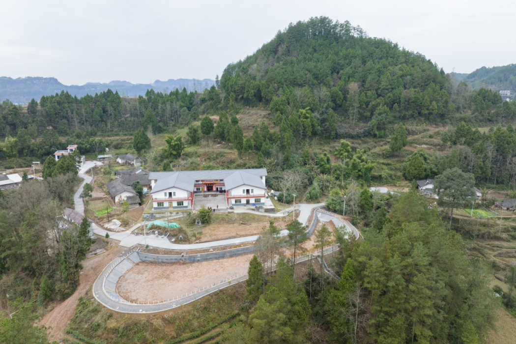 鐵爐村(四川省巴中市南江縣和平鎮下轄村)