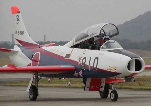 F.1300NGT教練機