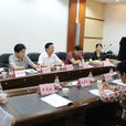 廣西壯族自治區第七屆人民代表大會常務委員會第三十三次會議