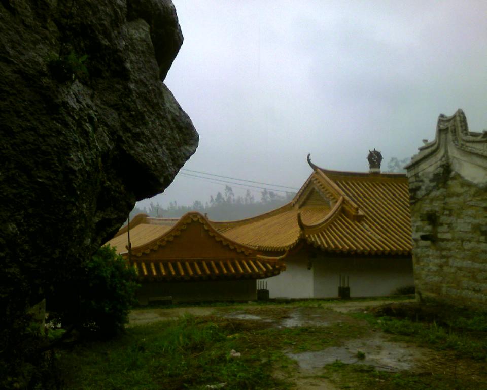 馬嘶岩寺