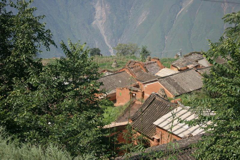 趙家村自然村(雲南東川區拖布卡鎮下轄村)