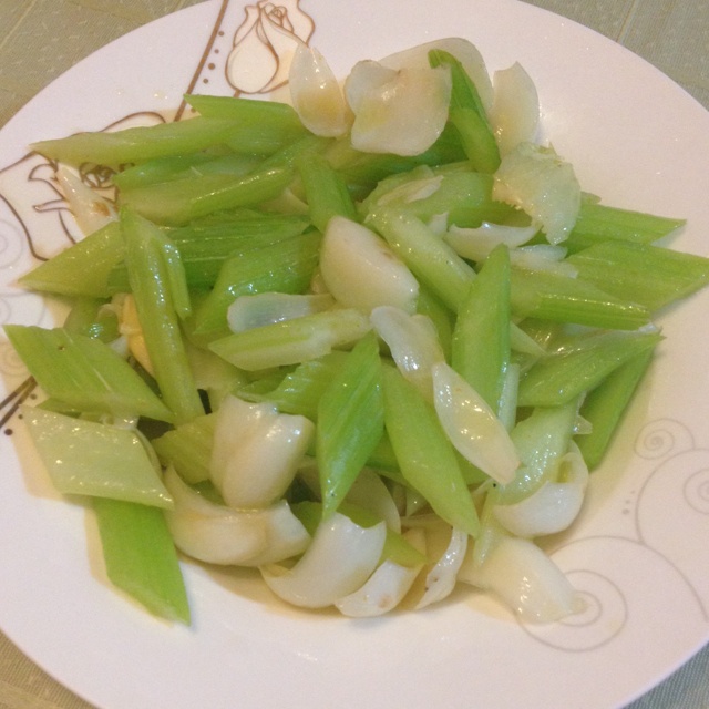 秋季養生菜西芹百合