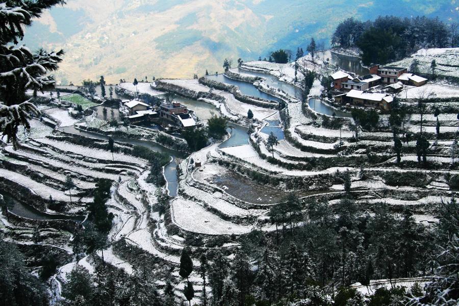 馬龍村田園雪景