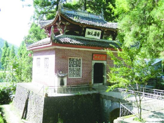 龍巖吳三公祠