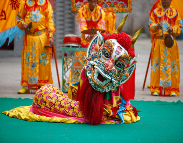 龍舞（汕尾滾地金龍）