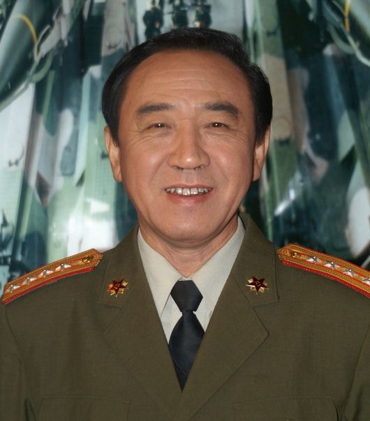 袁厚春