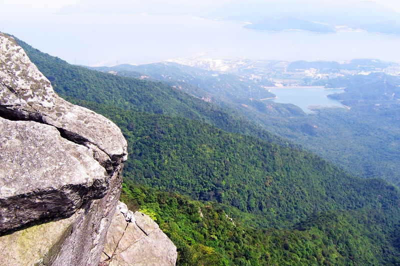 三面環水的排牙山