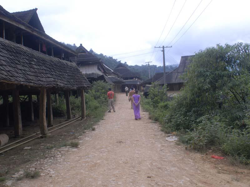 進村道路