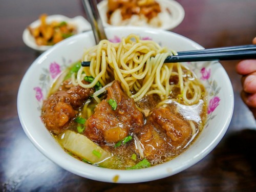 排骨酥面