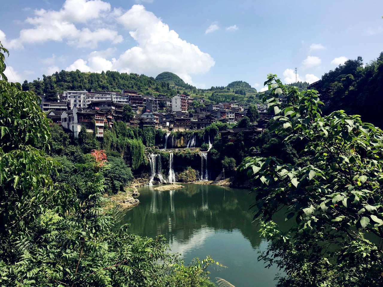 雲霧山鎮