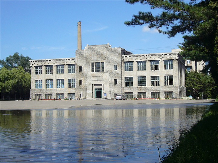 東北電力大學化學工程學院