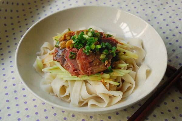 醬牛肉涼麵