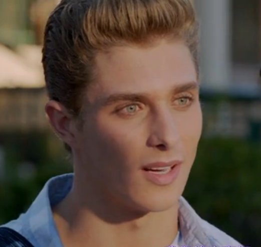 Alex Cubis