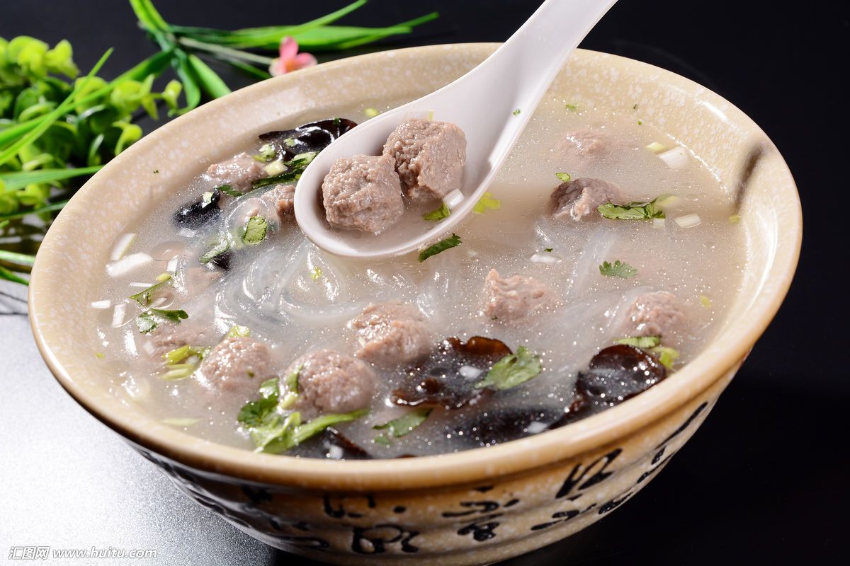 牛肉丸子冬粉湯