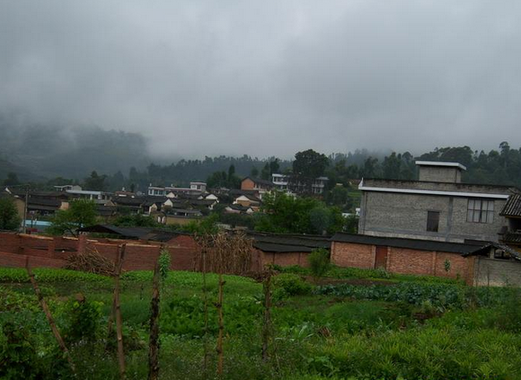 象塘村(江西省贛州市龍南縣渡江鎮下轄村)