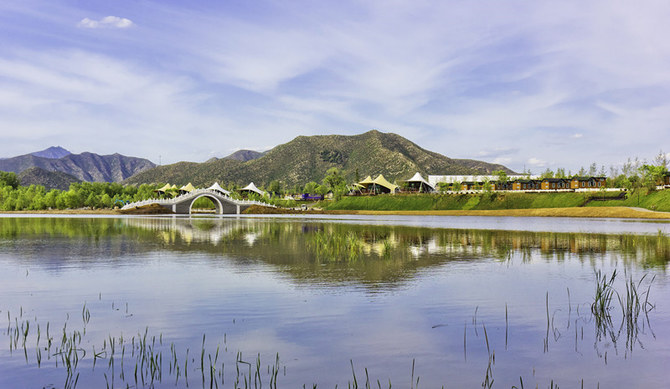 東龍灣村