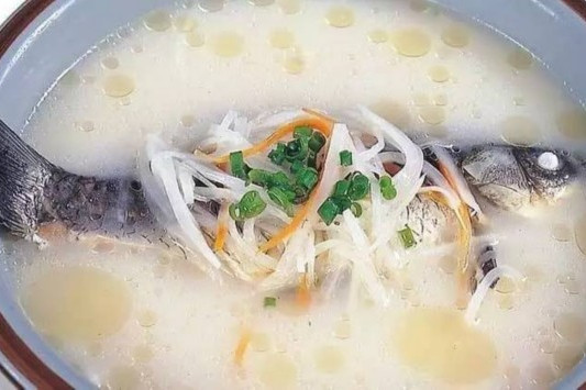 鯽魚豆芽湯