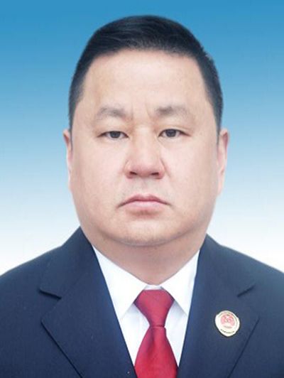 李青(重慶市萬州區公安局黨委委員、副局長)