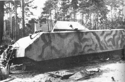 被德軍炸毀的八號坦克