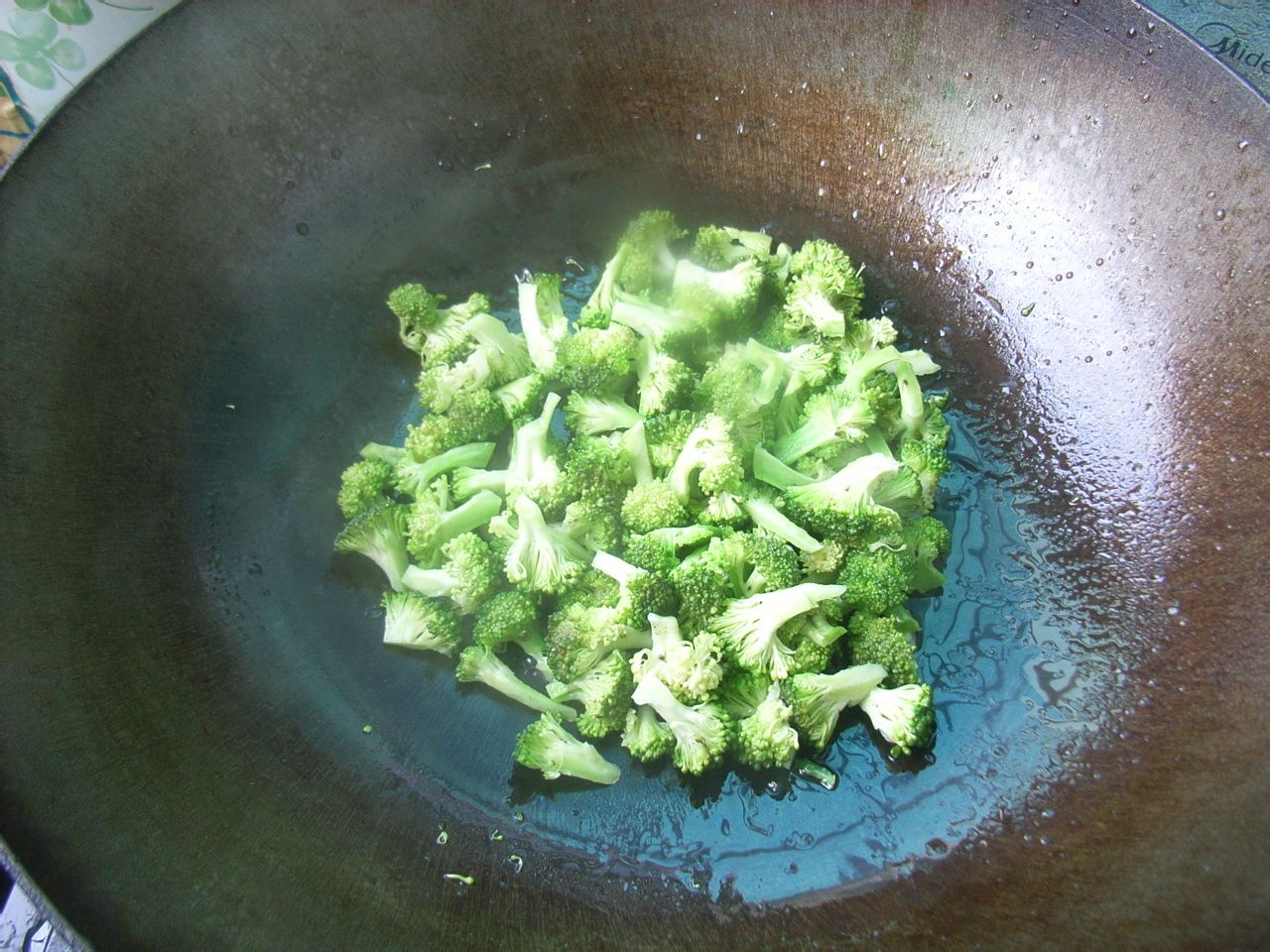 花椰菜香腸煎蛋餅