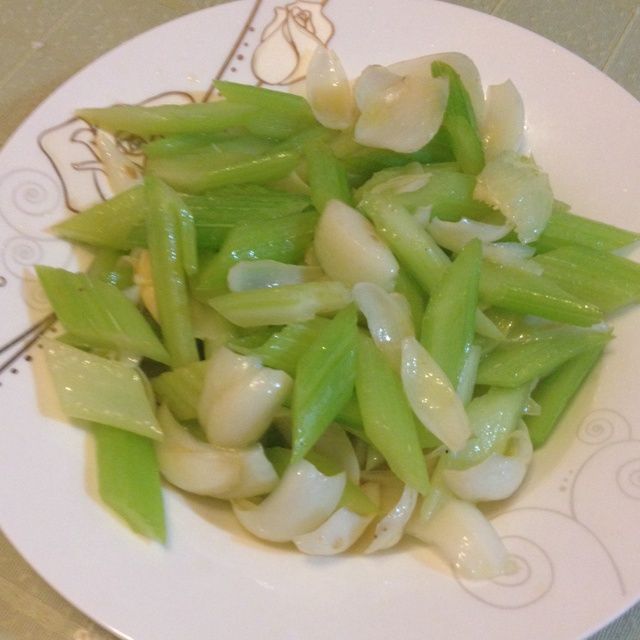 秋季養生菜西芹百合