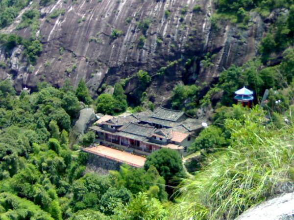 燕子村(湖北省漢川市田二河鎮下轄村)