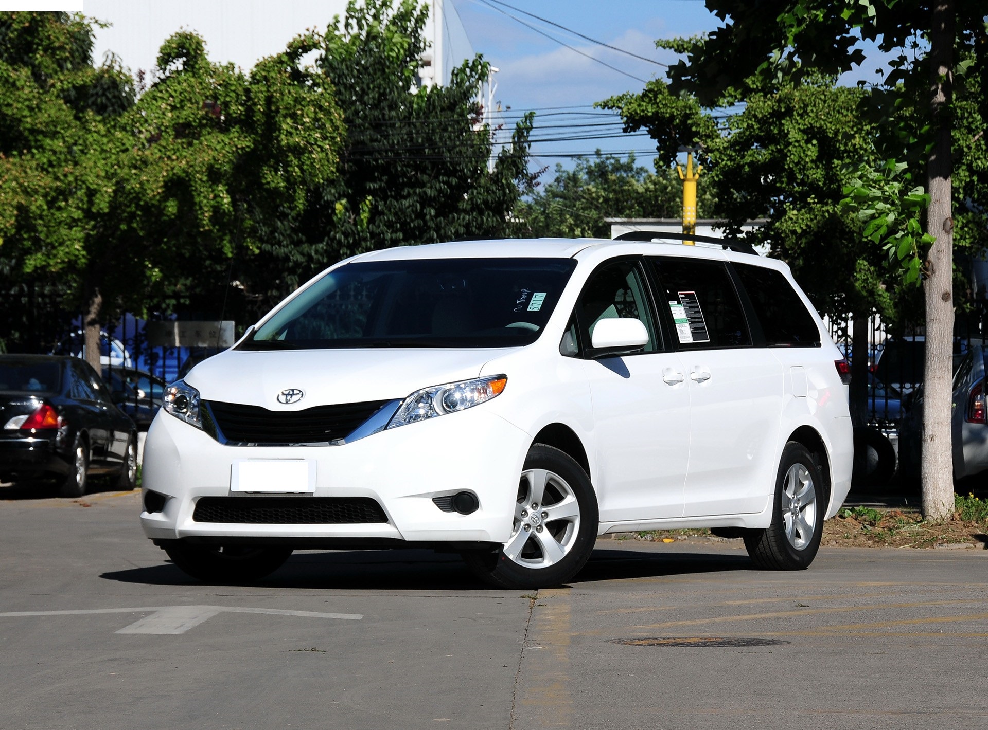 2011款豐田Sienna 2.7L 基本型