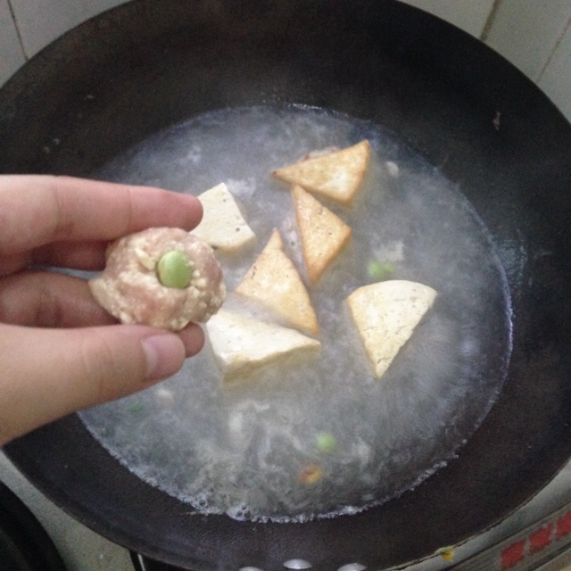 豆腐釀肉青菜湯