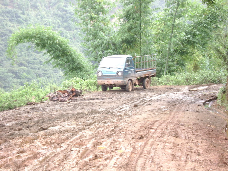 懷珠村存在問題：道路未硬化