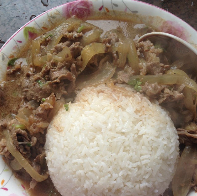 黑椒牛肉蓋澆飯