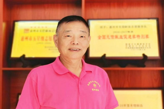 胡保平(惠州市無償獻血志願服務隊職工)