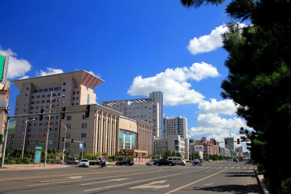 綏化市街景