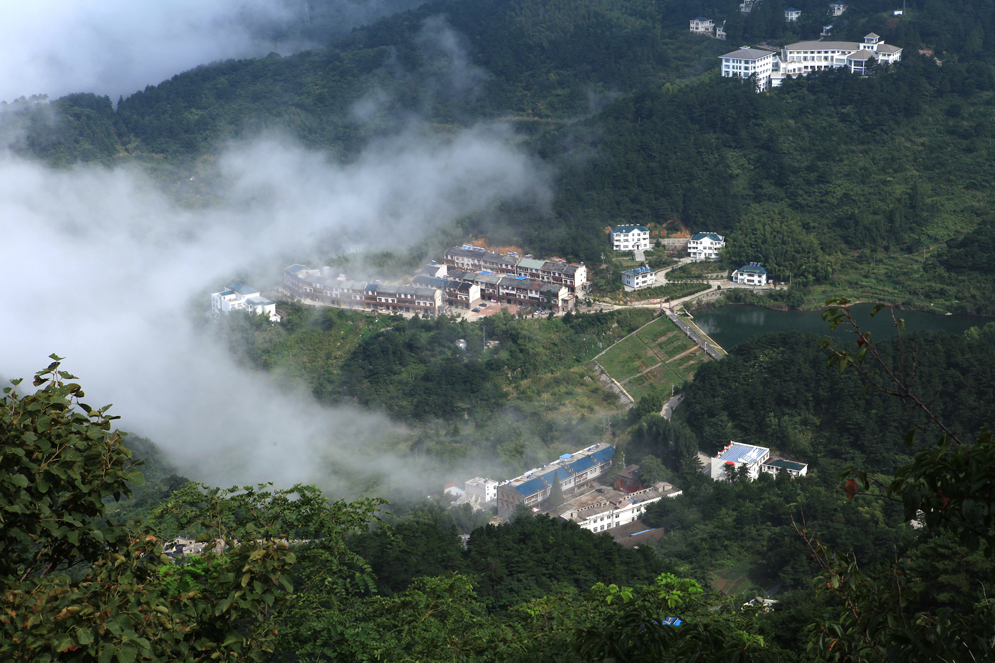 龜峰山風景旅遊區(龜峰山風景區（湖北省麻城市龜峰山風景區）)