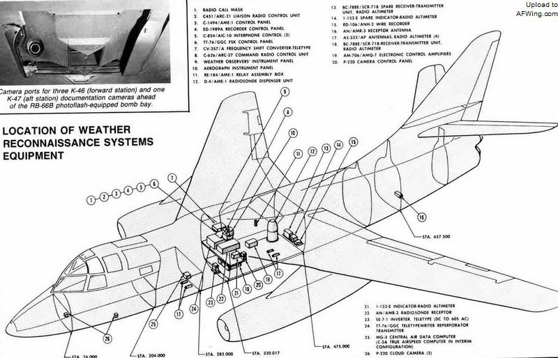 RB-66B安裝有完善的偵察相機和照明彈系統