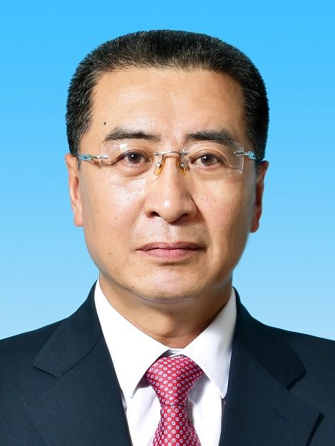 李文鋼(內蒙古自治區人力資源和社會保障廳黨組成員、副廳長)