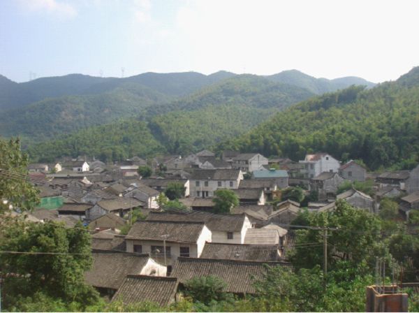 河頭村(雲南德宏州芒市江東鄉下轄村)