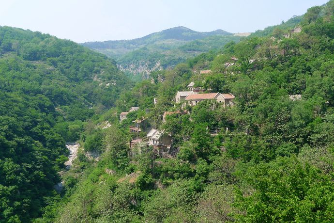 龍堂村(山東省淄博市博山區石門鄉下轄村)