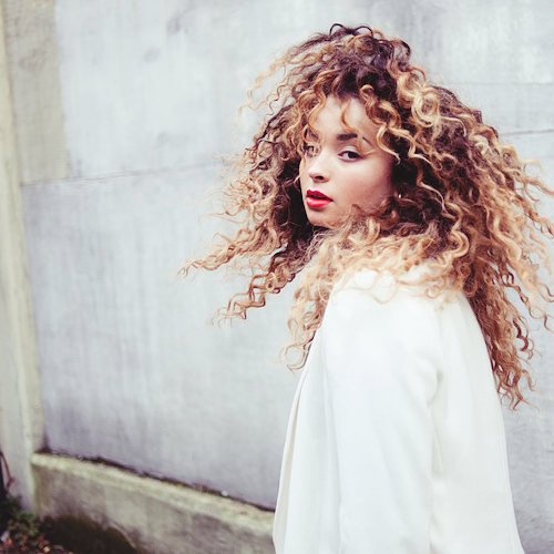 Ella Eyre 2014年硬照