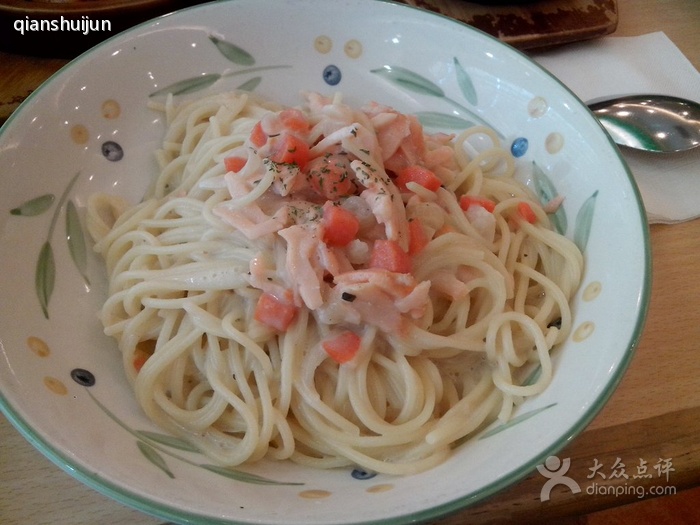 三文魚鮮蝦意大利麵