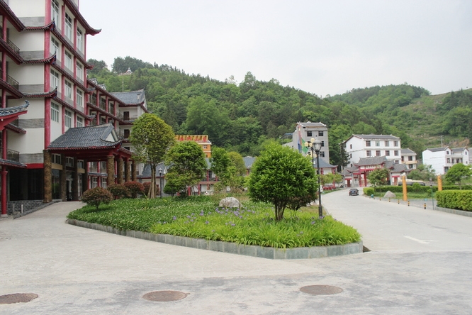 小西湖村(雲南省紅河州建水縣臨安鎮下轄村)