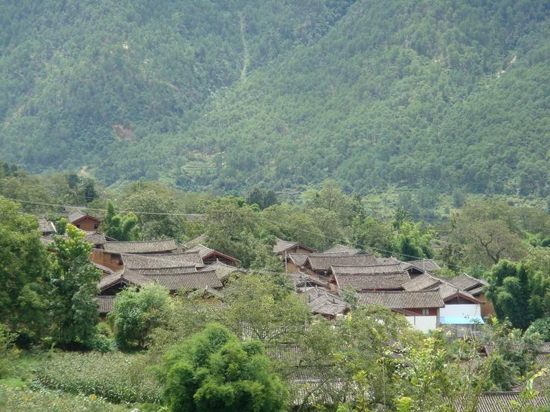 土官自然村(雲南省麗江市玉龍縣龍蟠鄉土官自然村)