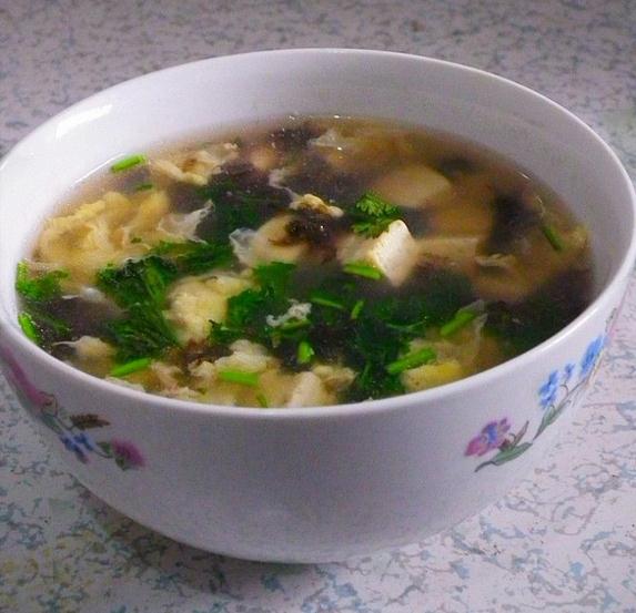 兔肉紫菜豆腐湯