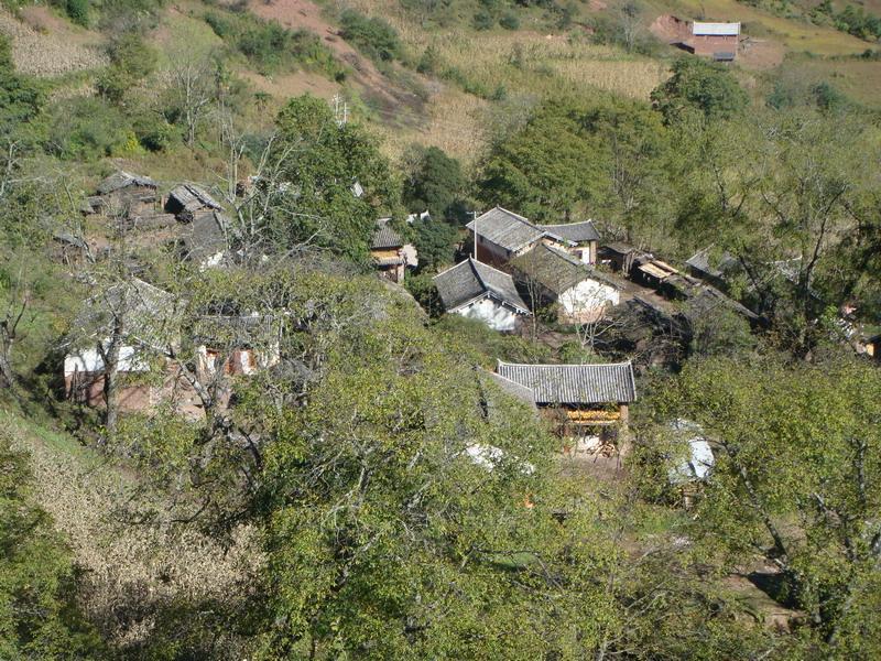 麻龍村