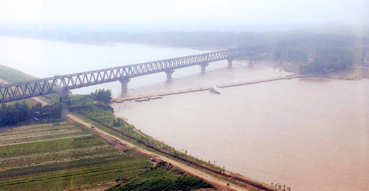 京九鐵路孫口黃河大橋（來自黃河網）