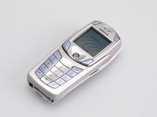 Nokia 6820