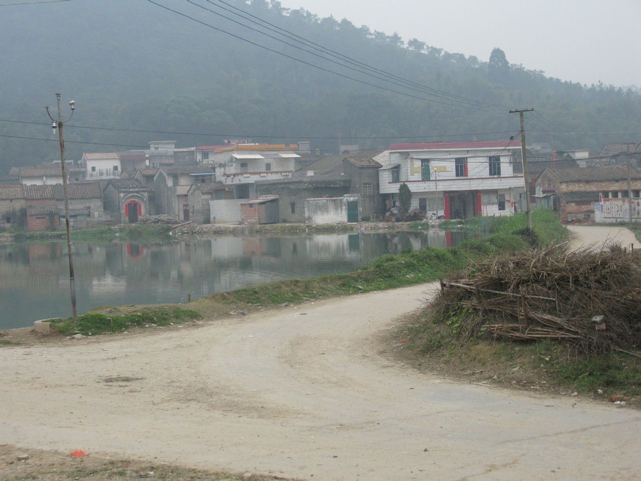 企嶺村(高要市蛟塘鎮企嶺村)